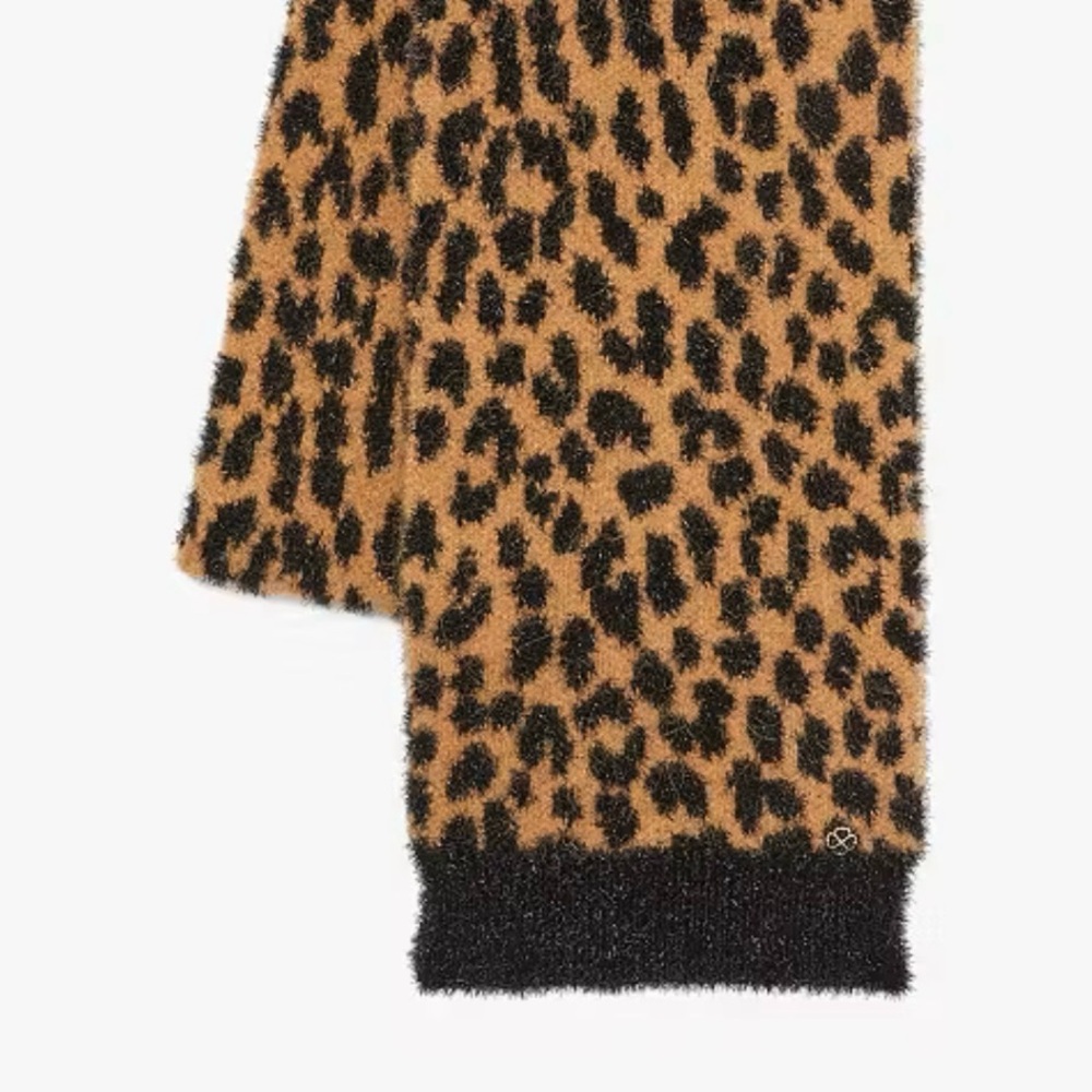 Kate Spade leopard print Scarf. Knit wool
